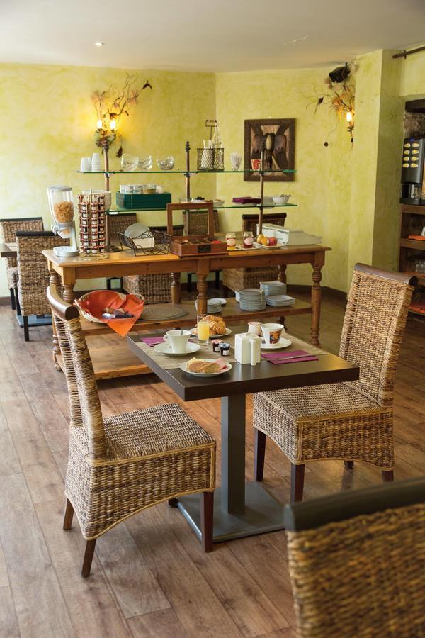 Contact Hotel Le Relais De Vellinus บูลิ-ซัวร์-ดอร์ดองเน ภายนอก รูปภาพ