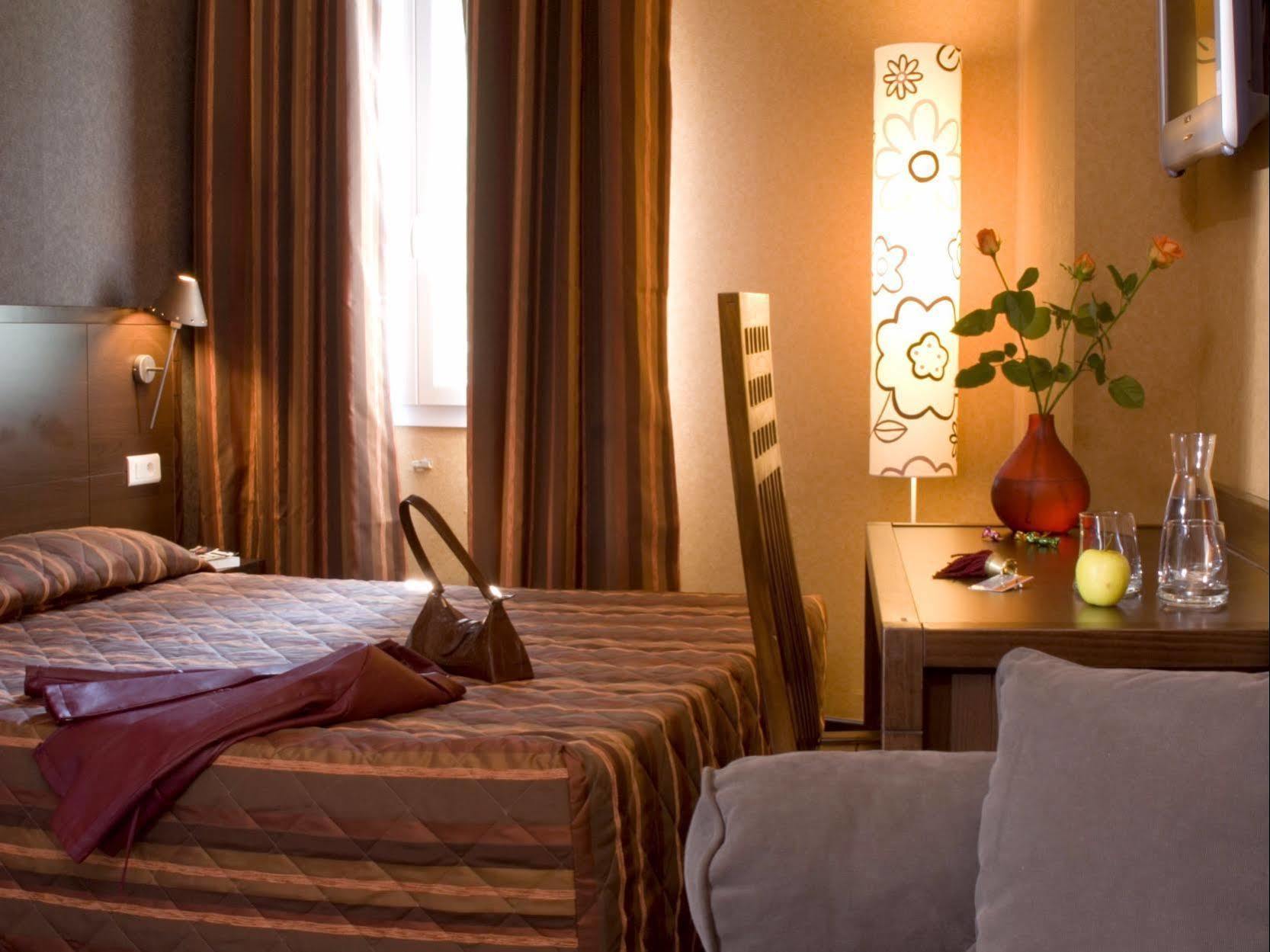 Contact Hotel Le Relais De Vellinus บูลิ-ซัวร์-ดอร์ดองเน ภายนอก รูปภาพ